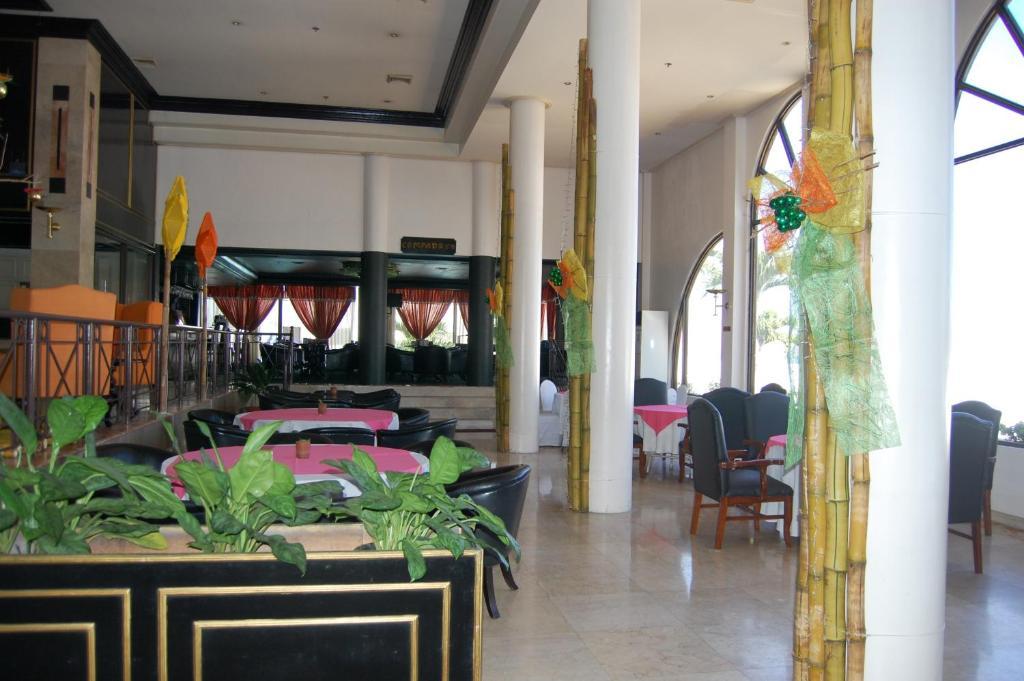 Pryce Plaza Hotel Cagayan de Oro Esterno foto